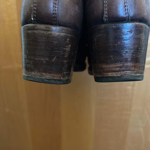 Sutro Lace up heeled boots brown leather size 7 good condition - Picture 8 of 9